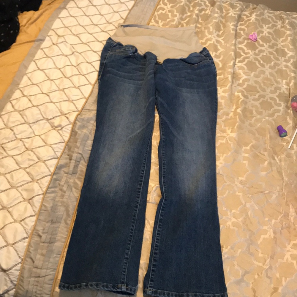 Old navy maternity jeans
